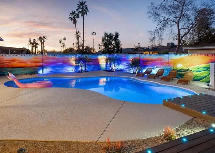 Coastal Retreat - Festive Deck With Pool & Bar Holiday home *